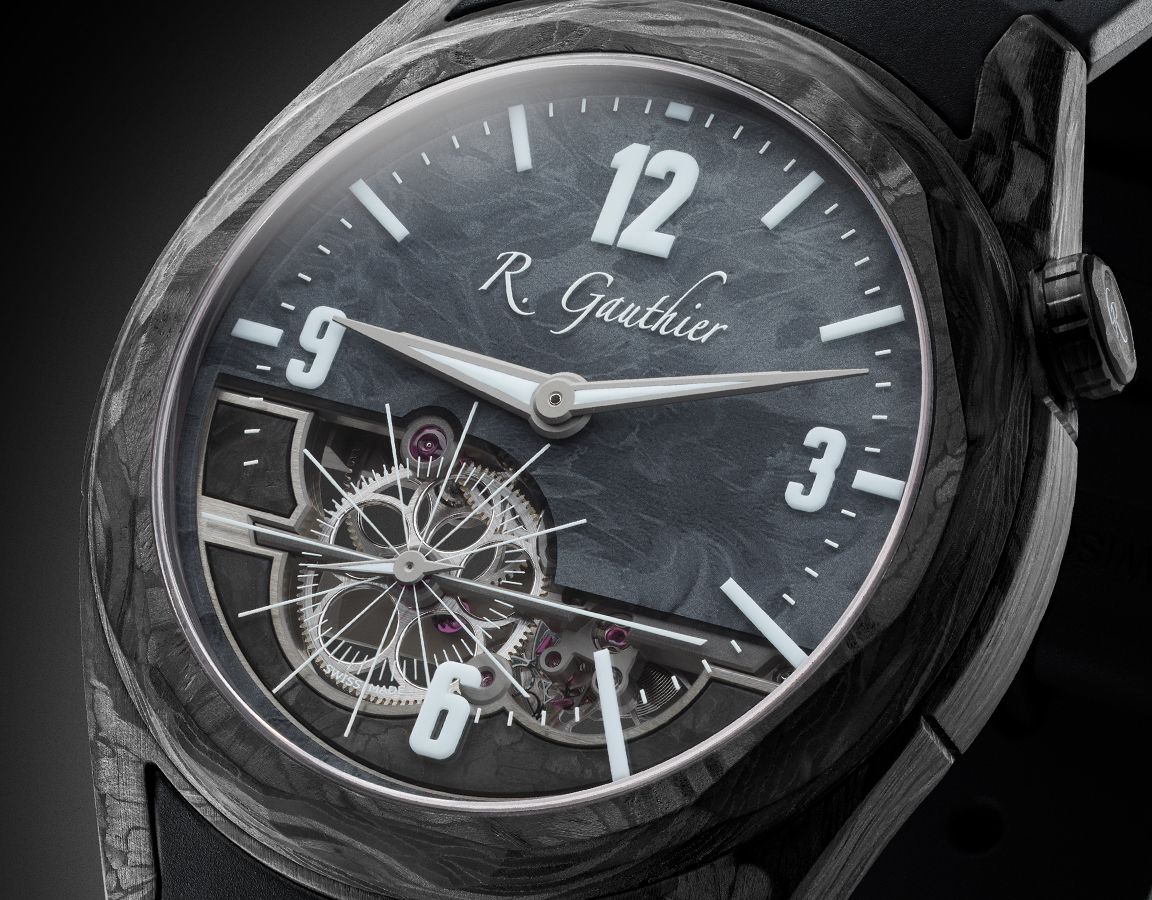 C by Romain Gauthier, Carbon Edition, Open dial