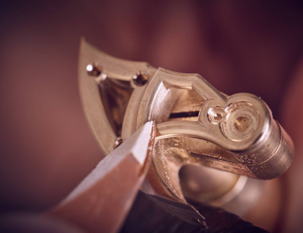 Manufacture Romain Gauthier hand-finishing and decoration 2