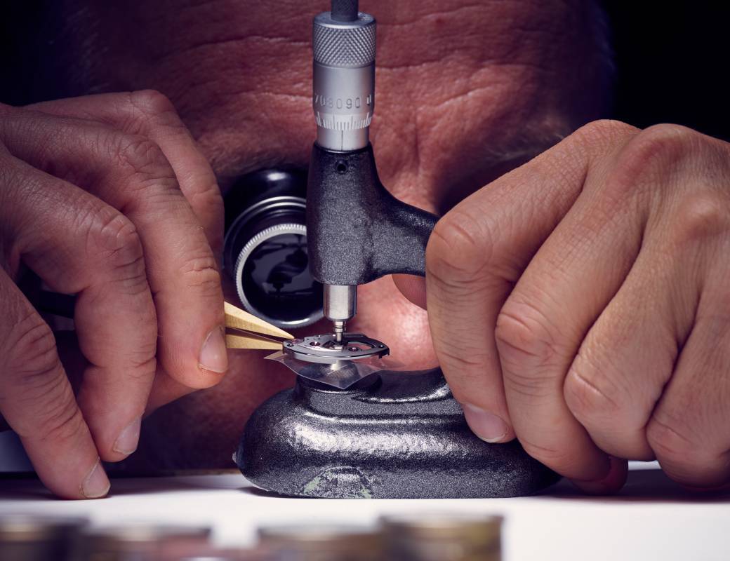 Manufacture Romain Gauthier watchmaking 12
