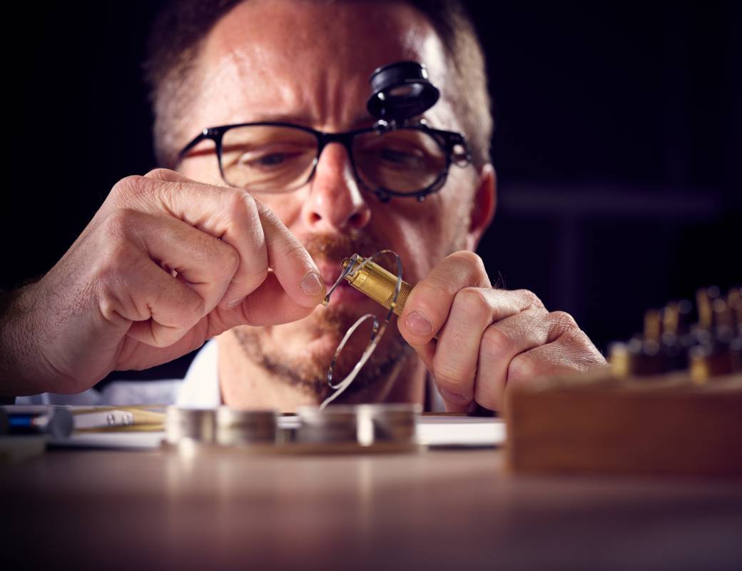 Manufacture Romain Gauthier watchmaking 14