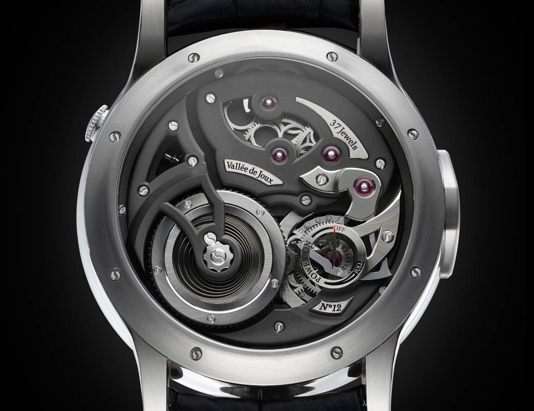 Romain Gauthier Logical One Natural Titanium black enamel dial 2
