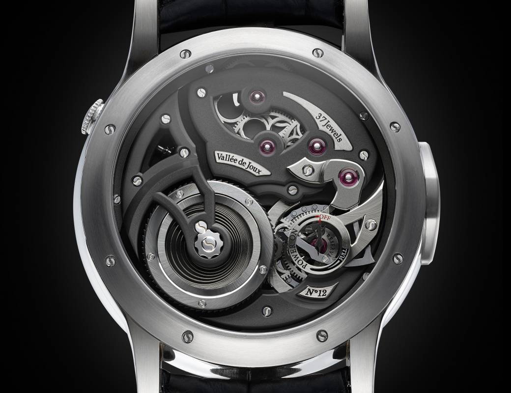 Romain Gauthier Logical One Natural Titanium clous de Paris dial 2
