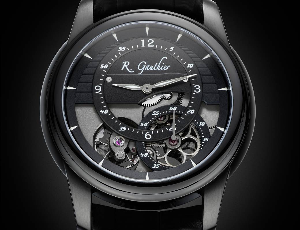 Romain Gauthier Prestige HMS Black Titanium white accents 1
