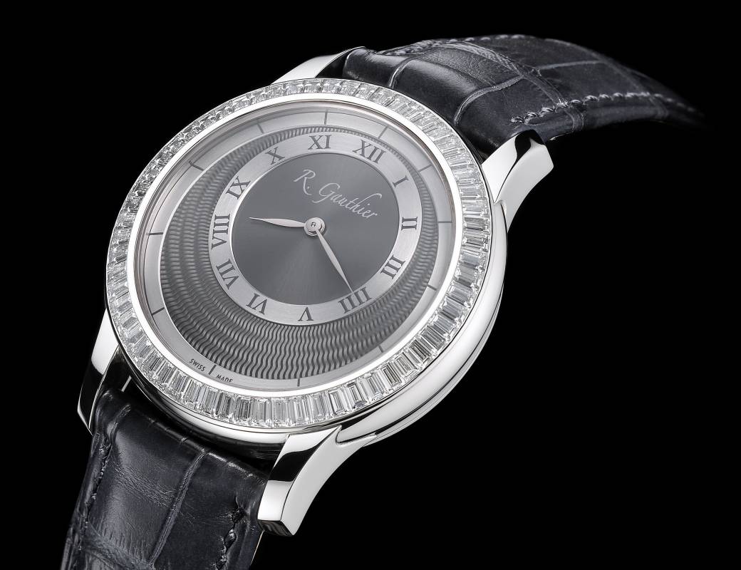 Romain Gauthier Prestige HM platinum diamond-set bezel 2