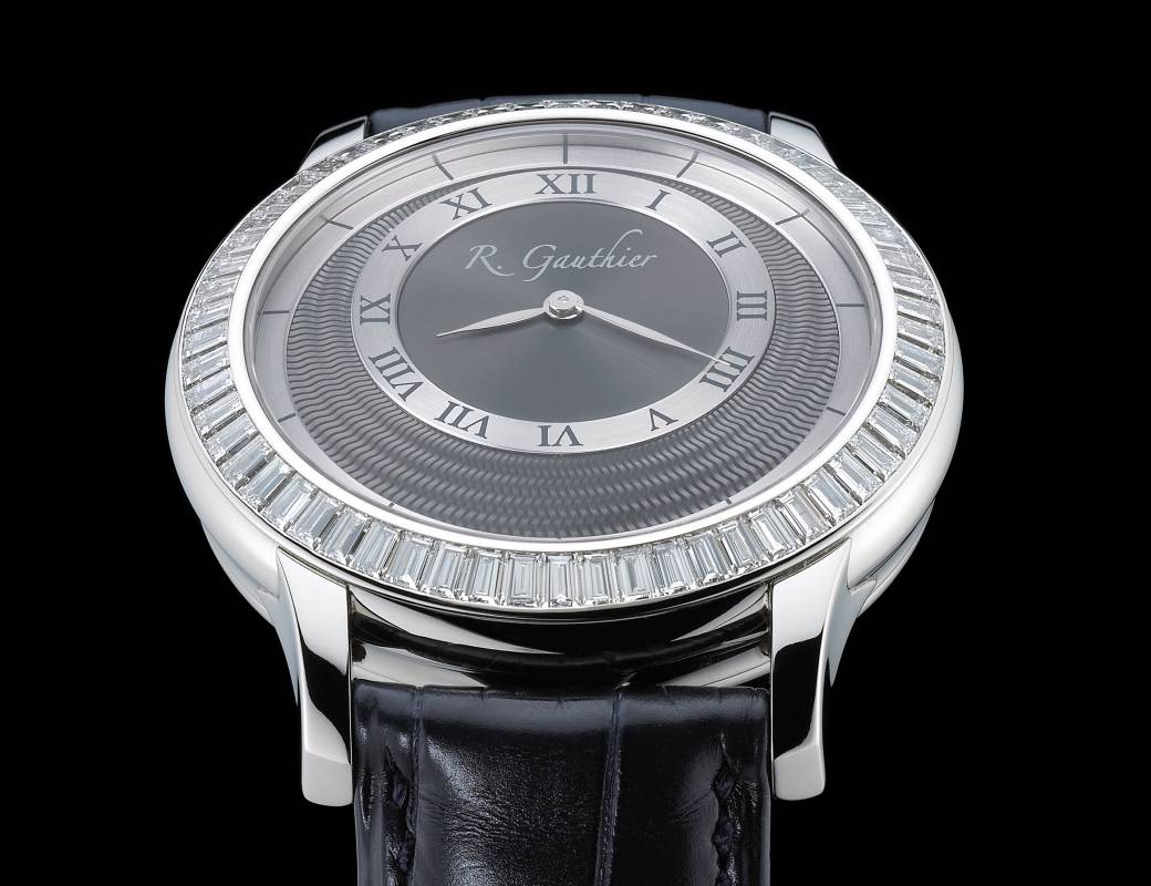 Romain Gauthier Prestige HM platinum diamond-set bezel 3