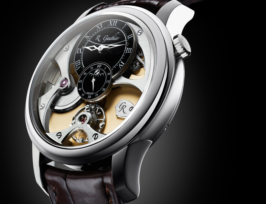 Romain_Gauthier_Insight_Micro_Rotor_White_Gold_Black_Enamel_Dial