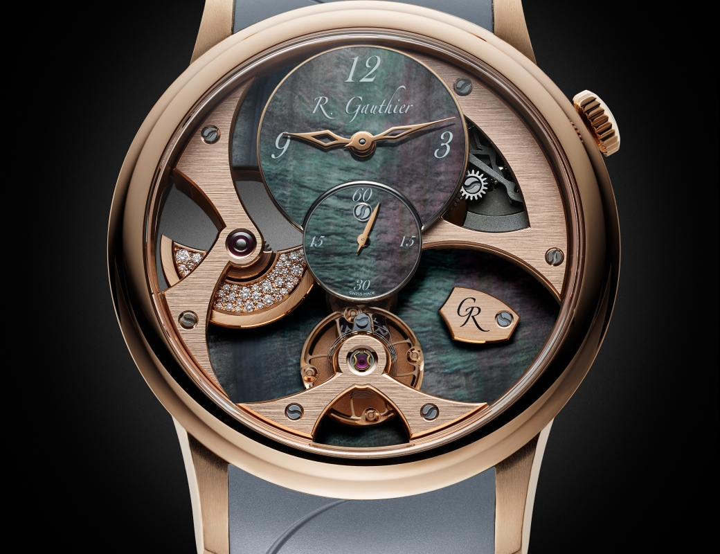 Romain_Gauthier_Insight_Micro-Rotor_Lady_red gold_black_dial_rubber_strap_1