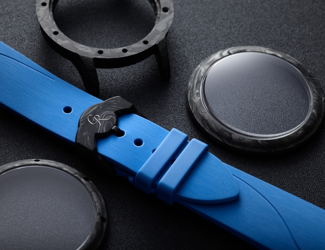 Carbonium parts of the Romain Gauthier Insight Micro-Rotor Squelette Manufacture-Only Carbonium Edition-1