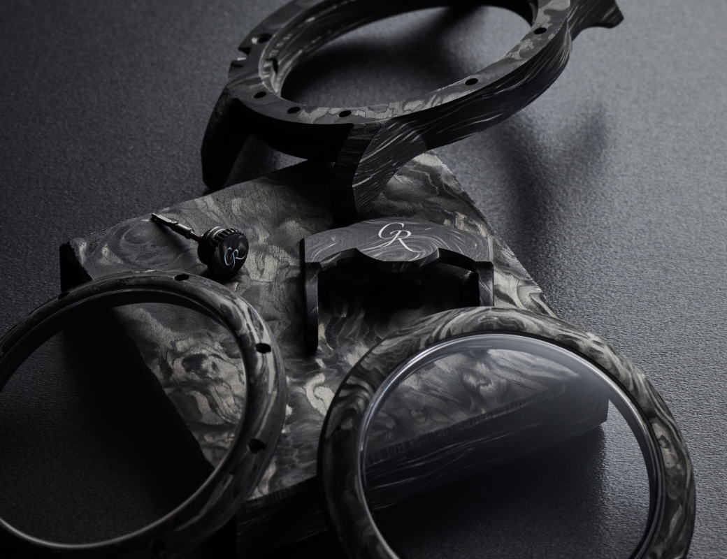 Carbonium parts of the Romain Gauthier Insight Micro-Rotor Squelette Manufacture-Only Carbonium Edition-3