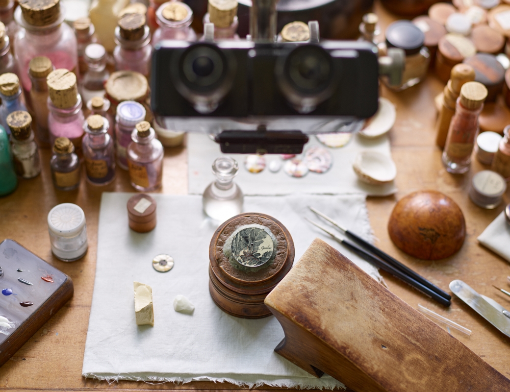 C by Romain Gauthier x Anita Porchet dial