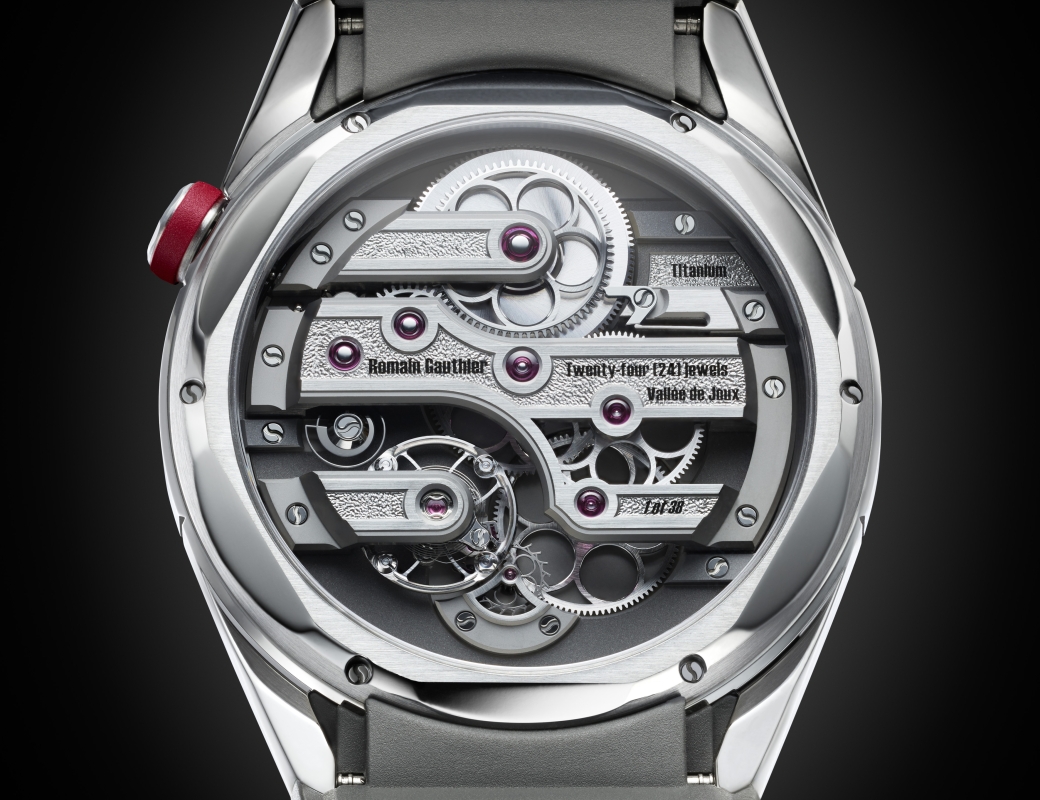 C by Romain Gauthier Titanium Edition Five with grey rubber strap, MON00542
