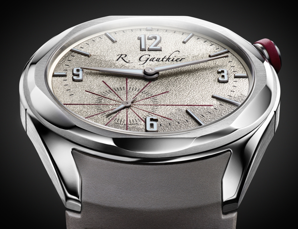 C by Romain Gauthier Titanium Edition Five with grey rubber strap, MON00542