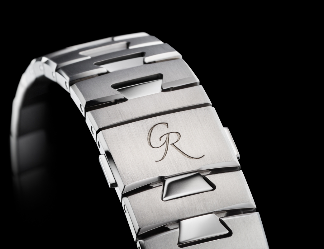 C by Romain Gauthier, Titanium Bracelet Edition, metal bracelet